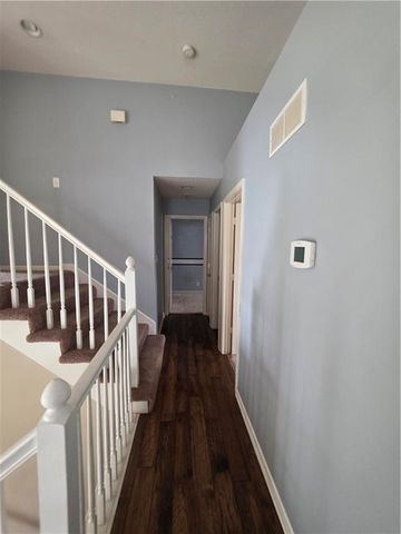 21793 S Lincoln Terrace, Spring Hill, KS 66083