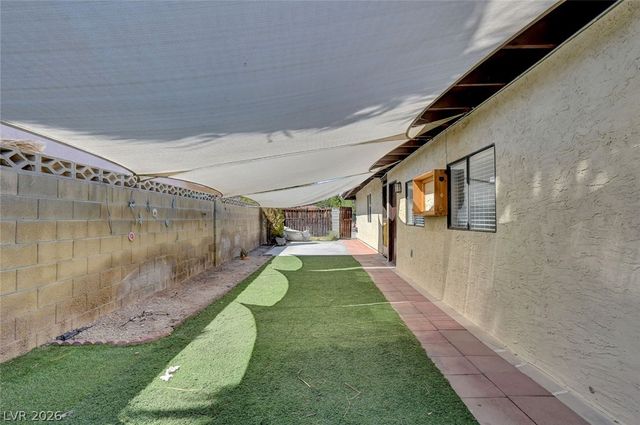 6975 Obannon Drive, Las Vegas, NV 89117