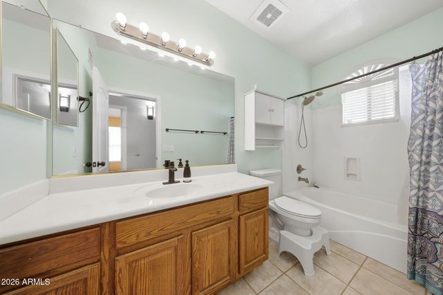 2153 E KEMPTON Road, Chandler, AZ 85225