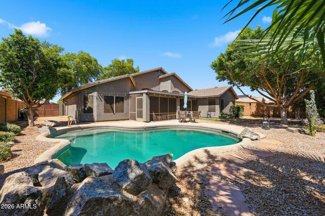 2153 E KEMPTON Road, Chandler, AZ 85225