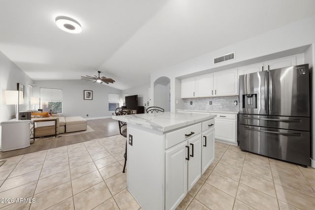 2153 E KEMPTON Road, Chandler, AZ 85225