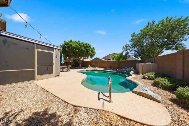2153 E KEMPTON Road, Chandler, AZ 85225