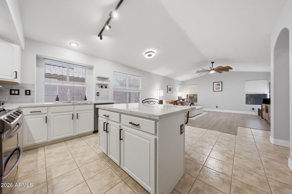 Image 34 of property listing at 2153 E KEMPTON Road, Chandler, AZ 85225