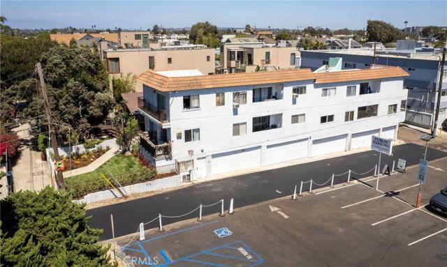 18 Sunset, Venice, CA 90291