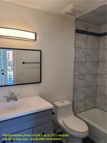 18 Sunset, Venice, CA 90291