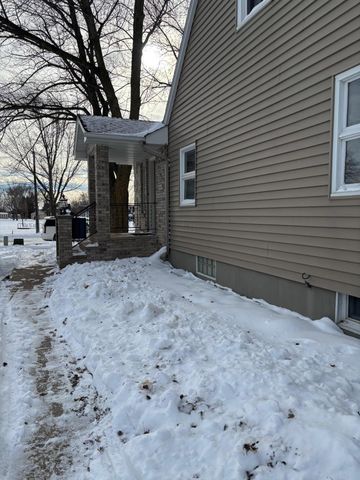 811 Tilden Street, Fairmont, MN 56031