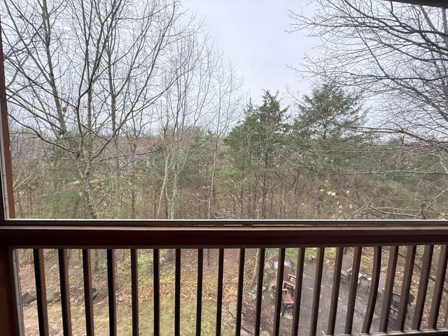 5341 S Woodfield Avenue, Springfield, MO 65810