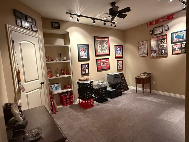 5341 S Woodfield Avenue, Springfield, MO 65810