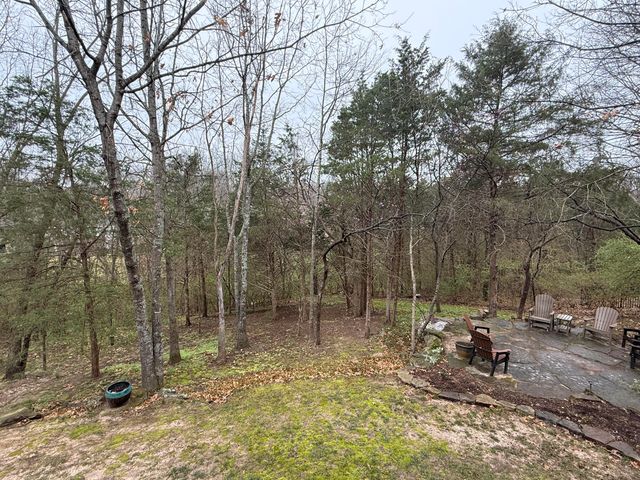 5341 S Woodfield Avenue, Springfield, MO 65810