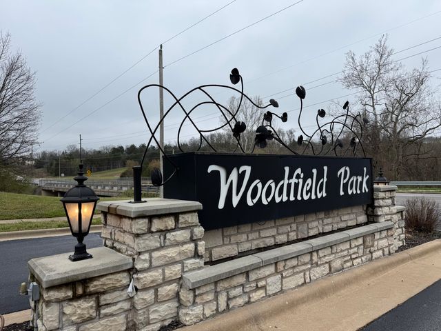 5341 S Woodfield Avenue, Springfield, MO 65810