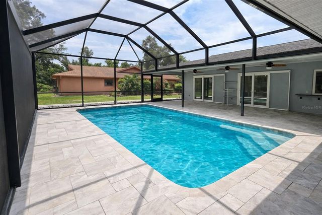 5385 DOMINICA CIRCLE, Sarasota, FL 34233
