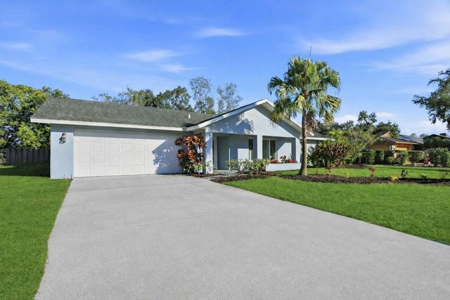 5385 DOMINICA CIRCLE, Sarasota, FL 34233