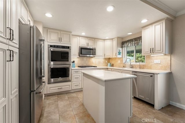 20065 Rockwell, Corona, CA 92881