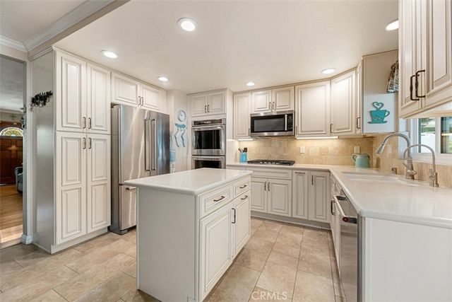 20065 Rockwell, Corona, CA 92881