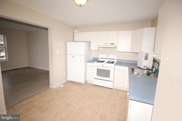 829 PHILADELPHIA AVE, National Park, NJ 08063