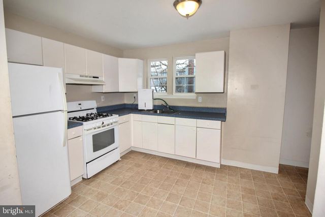 829 PHILADELPHIA AVE, National Park, NJ 08063