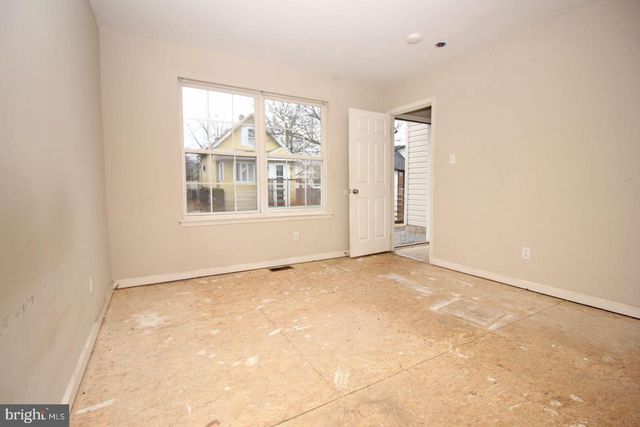 829 PHILADELPHIA AVE, National Park, NJ 08063