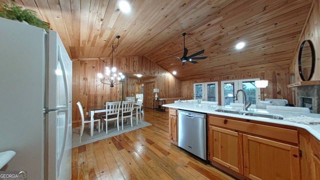 505 Long Mountain Drive, Lakemont, GA 30552