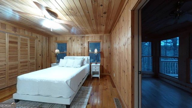505 Long Mountain Drive, Lakemont, GA 30552