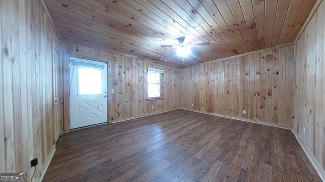 505 Long Mountain Drive, Lakemont, GA 30552