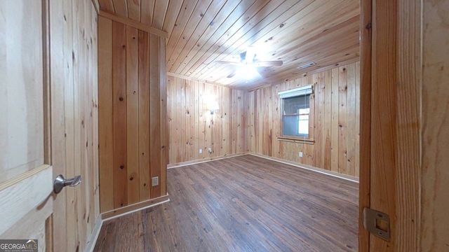 505 Long Mountain Drive, Lakemont, GA 30552