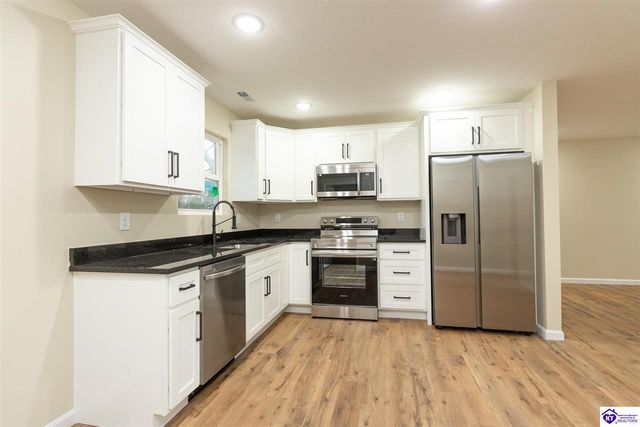 155 Rambling Ridge, Brandenburg, KY 40108