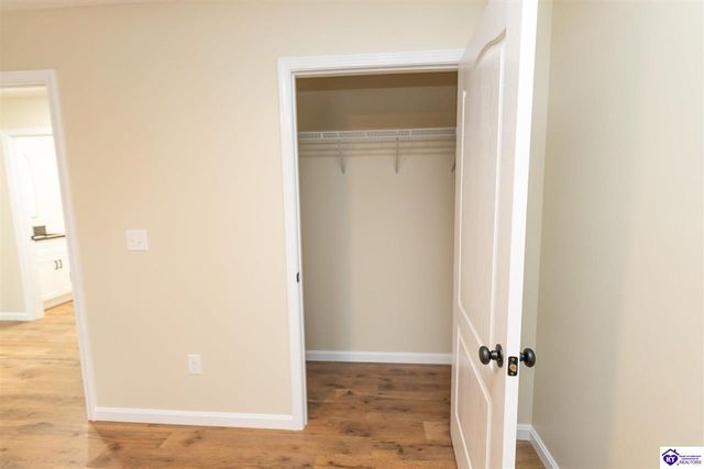 155 Rambling Ridge, Brandenburg, KY 40108