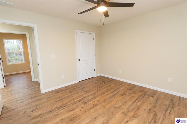 155 Rambling Ridge, Brandenburg, KY 40108