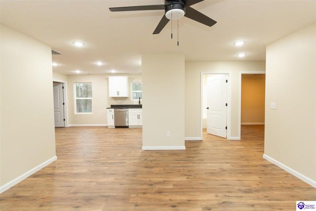 155 Rambling Ridge, Brandenburg, KY 40108