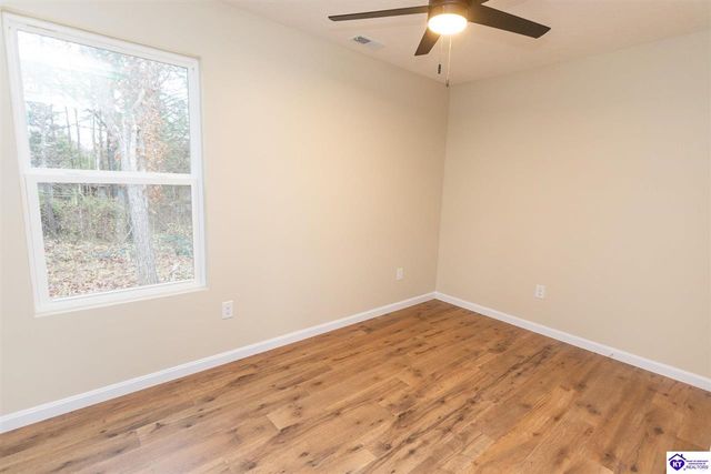 155 Rambling Ridge, Brandenburg, KY 40108