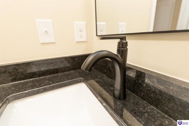 155 Rambling Ridge, Brandenburg, KY 40108