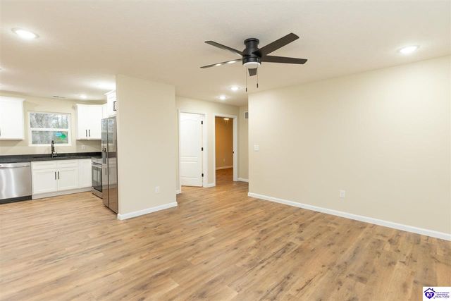 155 Rambling Ridge, Brandenburg, KY 40108