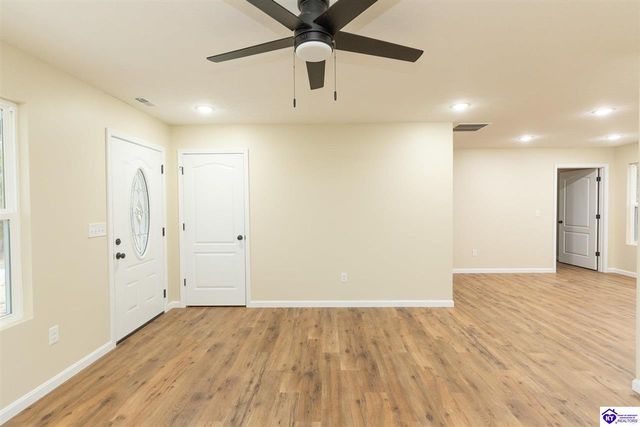 155 Rambling Ridge, Brandenburg, KY 40108