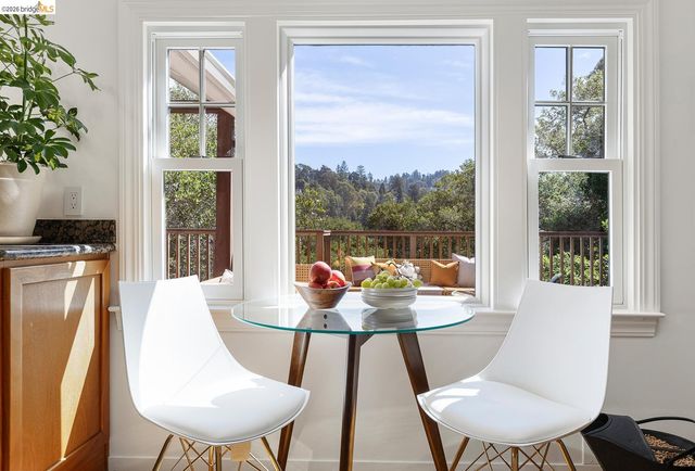 5430 Estates DR, Oakland, CA 94618