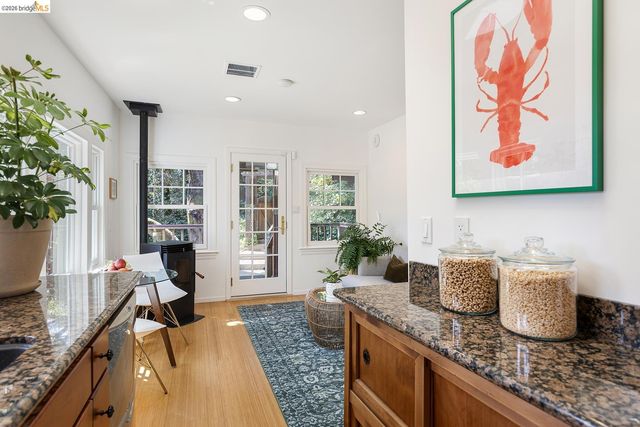 5430 Estates DR, Oakland, CA 94618