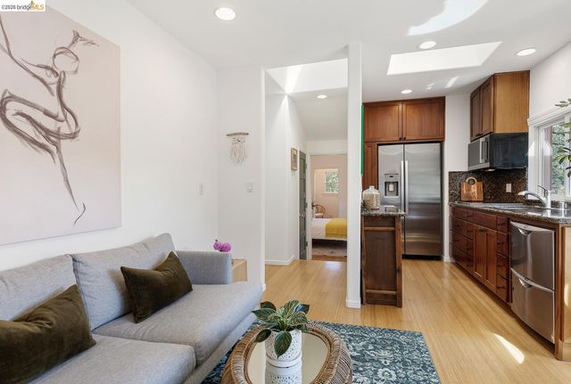 5430 Estates DR, Oakland, CA 94618