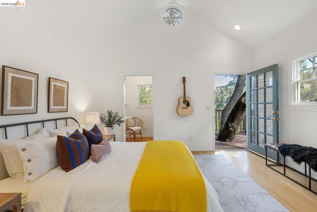 5430 Estates DR, Oakland, CA 94618