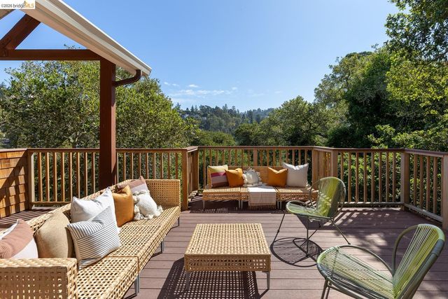 5430 Estates DR, Oakland, CA 94618