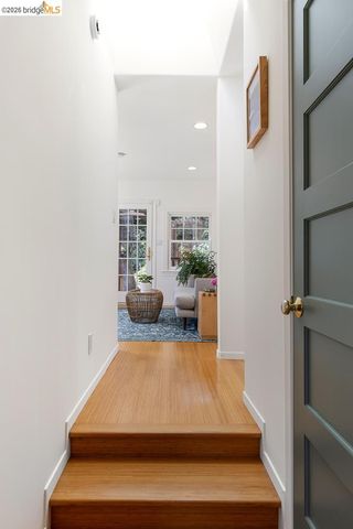 5430 Estates DR, Oakland, CA 94618