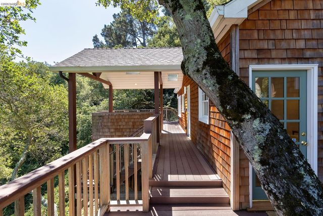 5430 Estates DR, Oakland, CA 94618