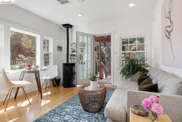 5430 Estates DR, Oakland, CA 94618