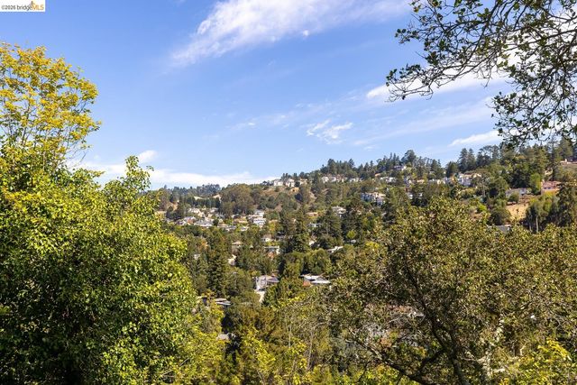 5430 Estates DR, Oakland, CA 94618