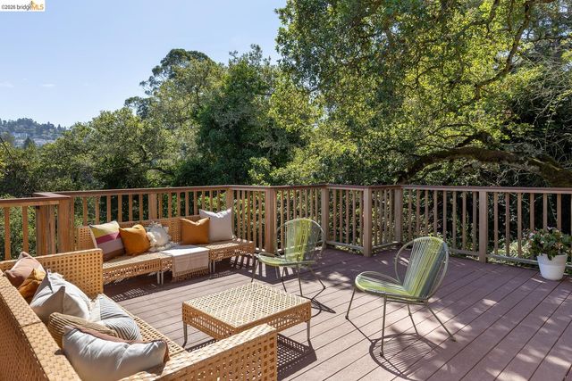 5430 Estates DR, Oakland, CA 94618