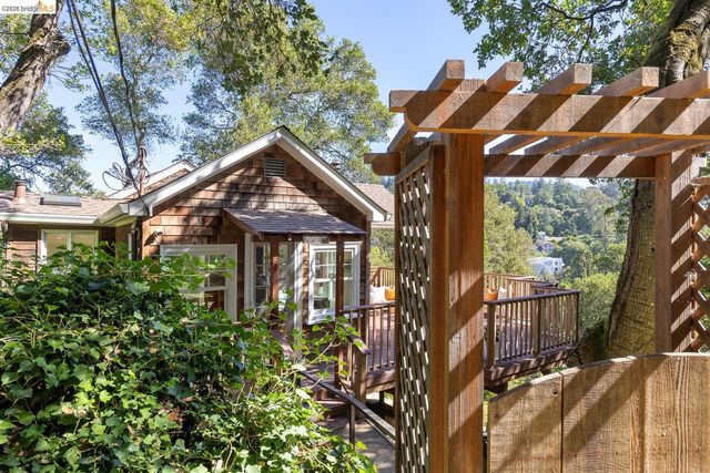 5430 Estates DR, Oakland, CA 94618