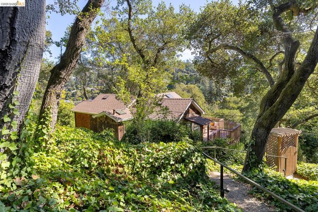 5430 Estates DR, Oakland, CA 94618