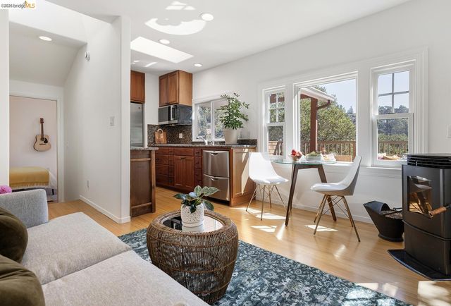 5430 Estates DR, Oakland, CA 94618