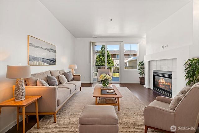 23218 62nd Avenue S #21-4, Kent, WA 98032