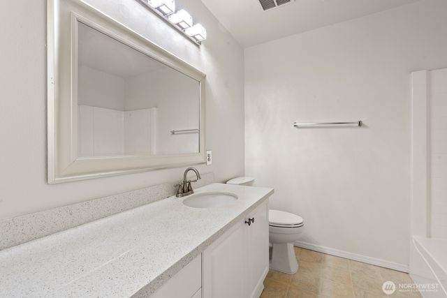 23218 62nd Avenue S #21-4, Kent, WA 98032