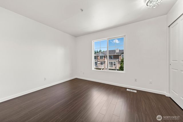 23218 62nd Avenue S #21-4, Kent, WA 98032