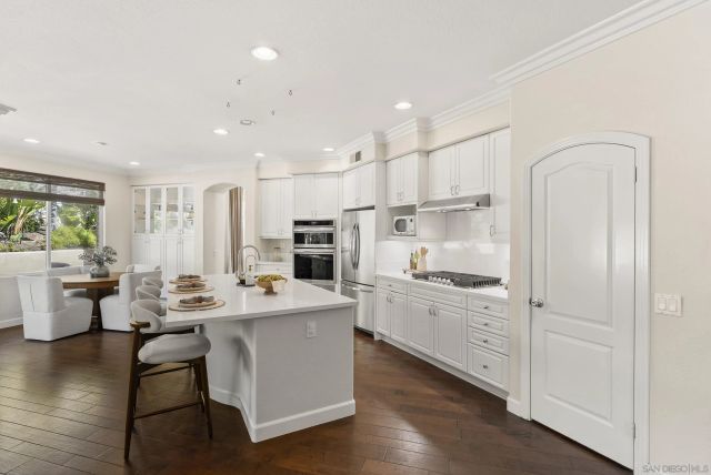7312 Binnacle Dr, Carlsbad, CA 92011